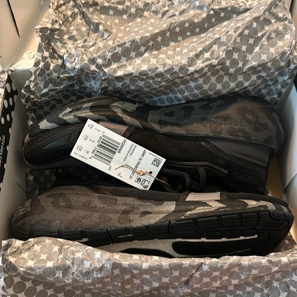 NWT Adidas Stella McCartney Ultraboost 23 - Picture 14 of 16